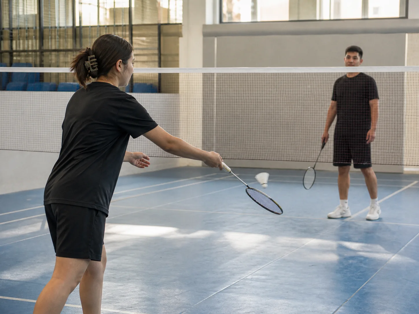 Yangi boshlovchi sinab ko‘rmoqda: badminton